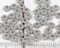 Metallspacer Daisy  4mm Platinsilber - 100 St�ck